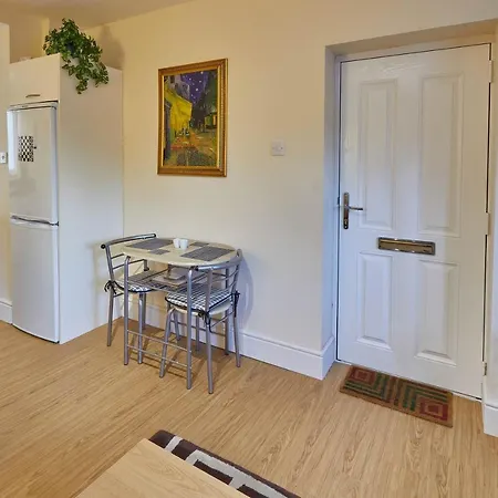 Holiday home Host & - The Limes *