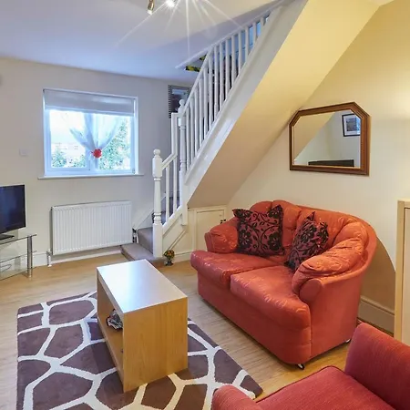 Host & - The Limes Holiday home