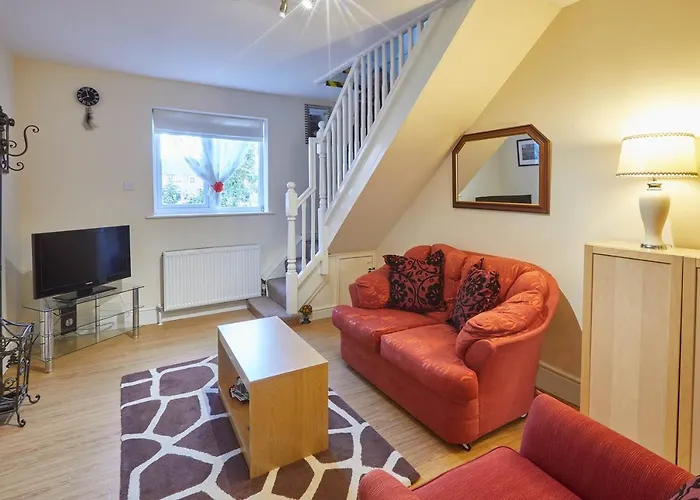 Host & - The Limes Holiday home