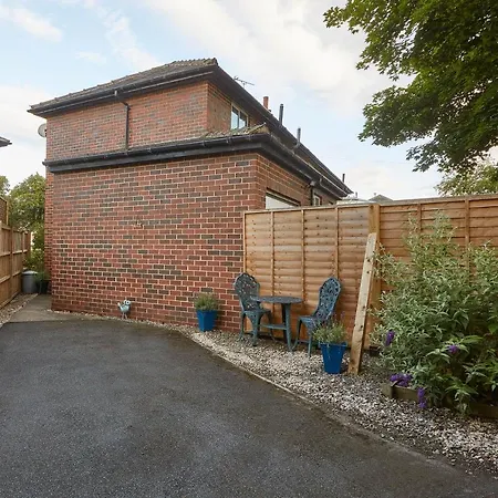 Host & - The Limes Feriehus Harrogate